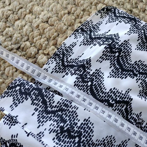 Country Road Size 10 Dress White Black A Line Ruffle Abstract Tie Waist Cocktail - Picture 13 of 13